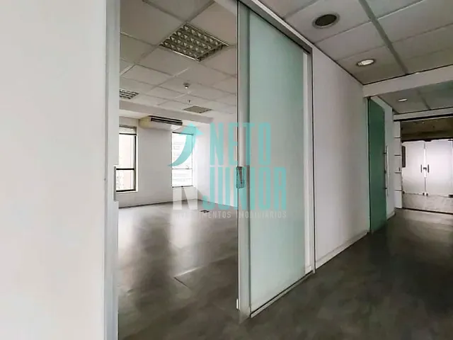 Conjunto com 227m², para alugar, no bairro Vila Olímpia em São Paulo