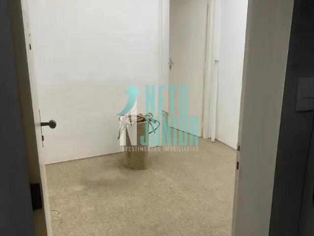 Conjunto com 50m², para alugar, no bairro Moema em São Paulo