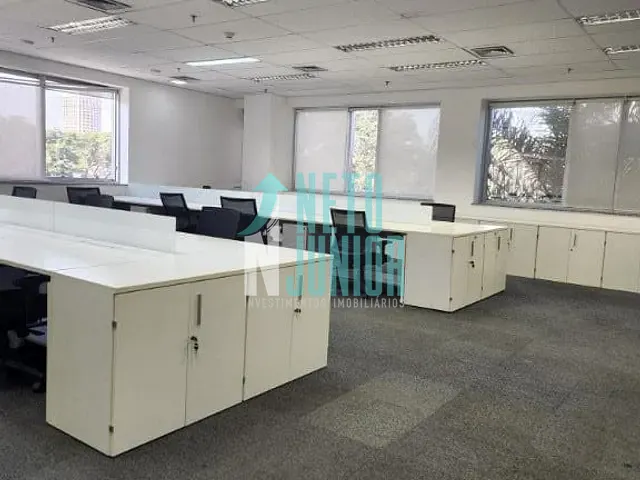 Conjunto com 719m², para alugar, no bairro Jardim Europa em São Paulo