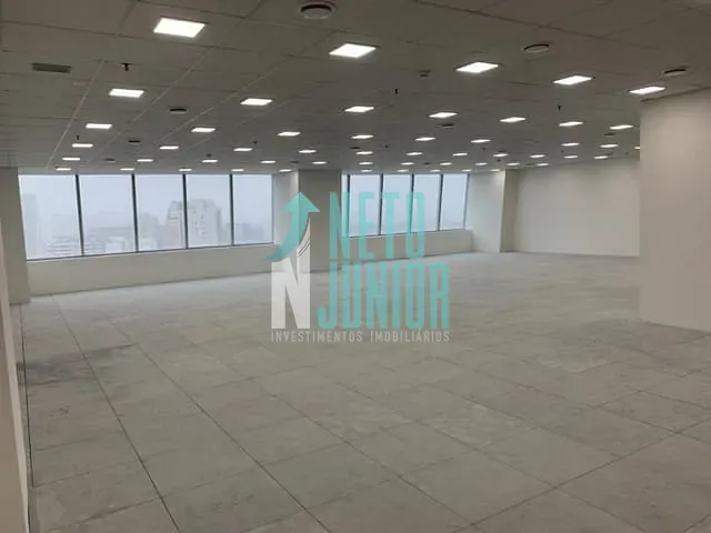 Conjunto com 296m², para alugar, no bairro Brooklin Paulista em São Paulo