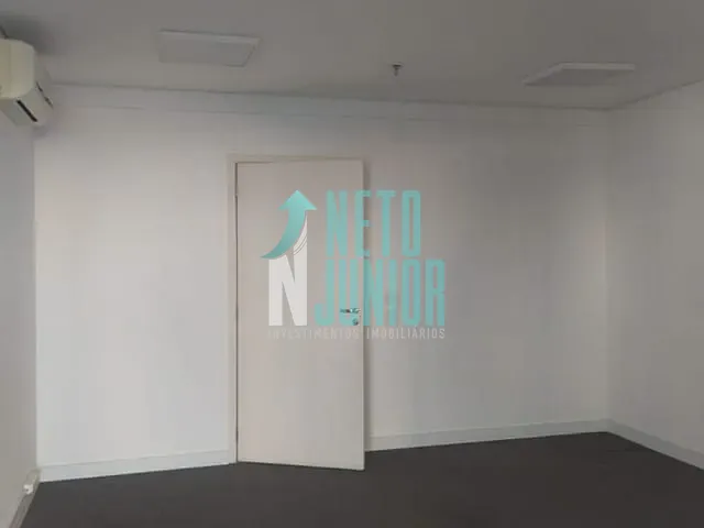 Conjunto com 37m², para alugar, no bairro Pinheiros em São Paulo