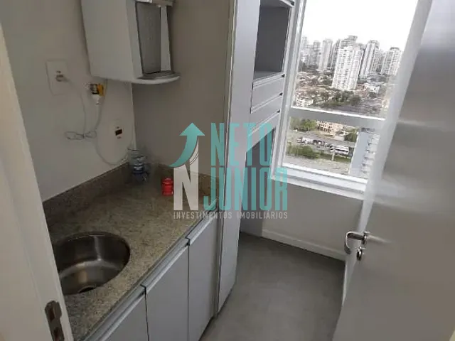 Conjunto com 130m², para alugar, no bairro Cidade Monções em São Paulo