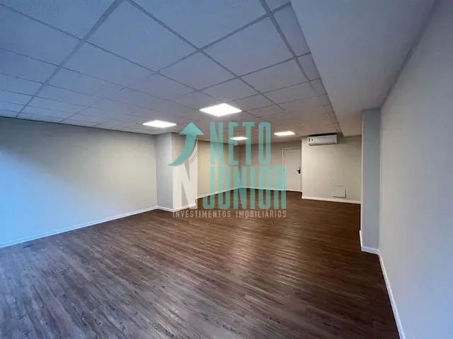 Conjunto com 71m², para alugar, no bairro Jardim Paulista em São Paulo