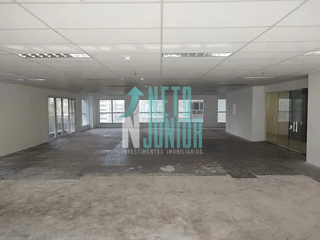 Conjunto com 290m², para alugar, no bairro Jardim Paulista em São Paulo