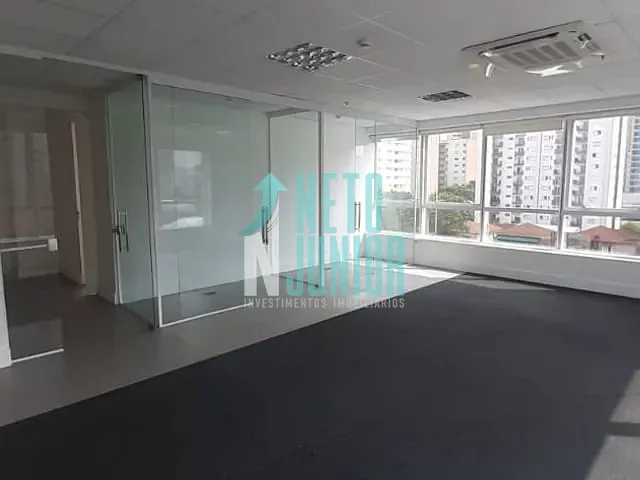 Conjunto com 271m², para alugar, no bairro Indianópolis em São Paulo