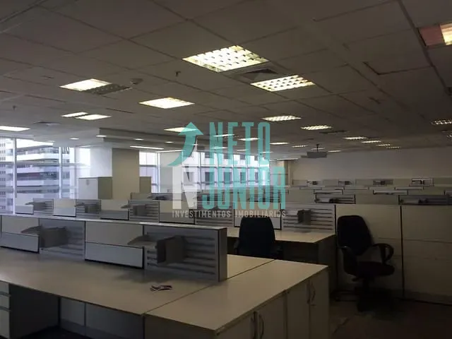 Conjunto com 537m², para alugar, no bairro Vila Olímpia em São Paulo