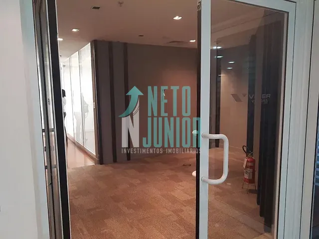 Conjunto com 537m², para alugar, no bairro Vila Olímpia em São Paulo