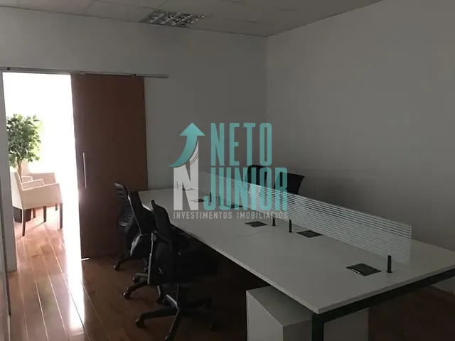 Conjunto com 69m², para alugar, no bairro Vila Cordeiro em São Paulo
