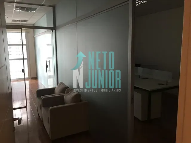 Conjunto com 69m², para alugar, no bairro Vila Cordeiro em São Paulo