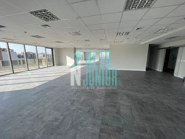 Conjunto com 1028m², para alugar, no bairro Itaim Bibi em São Paulo
