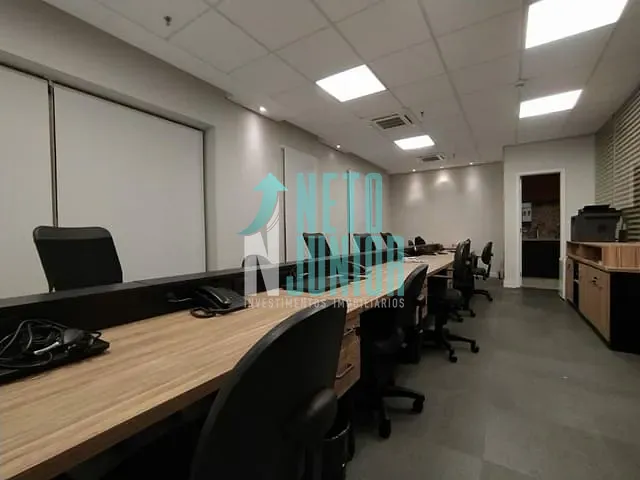 Conjunto com 96m², para alugar, no bairro Brooklin Paulista em São Paulo