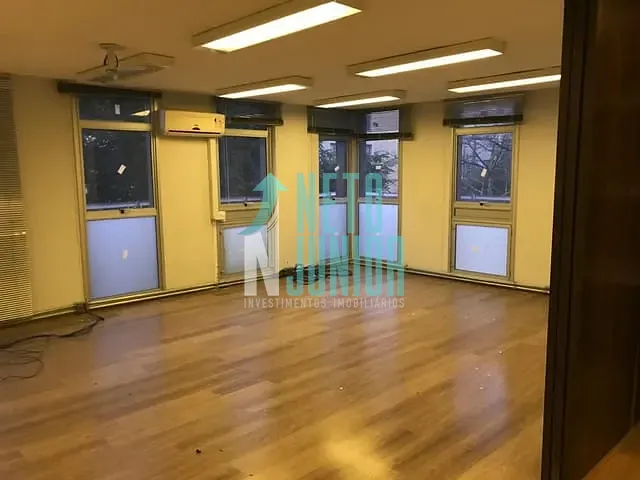 Conjunto com 147m², para alugar, no bairro Cerqueira César em São Paulo
