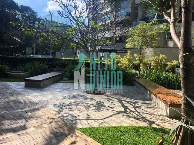 Conjunto com 246m², à venda ou para alugar, no bairro Brooklin Paulista em São Paulo