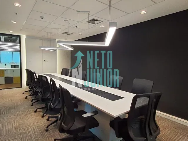 Conjunto com 520m², para alugar, no bairro Vila Olímpia em São Paulo
