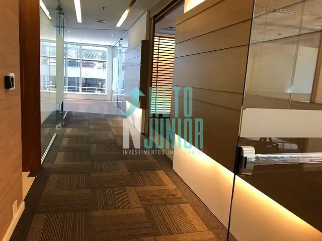 Conjunto comercial com 500m², para alugar, no bairro Vila Olímpia em São Paulo