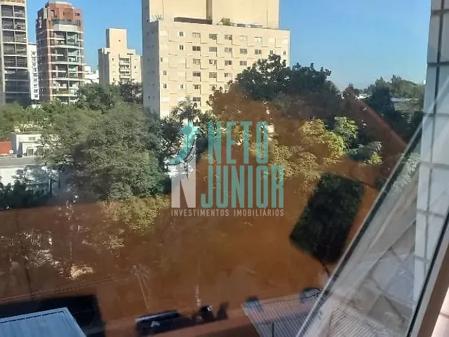 Conjunto com 60m², à venda, no bairro Pinheiros em São Paulo