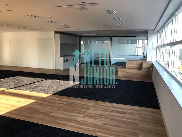 Conjunto com 450m², para alugar, no bairro Vila Olímpia em São Paulo