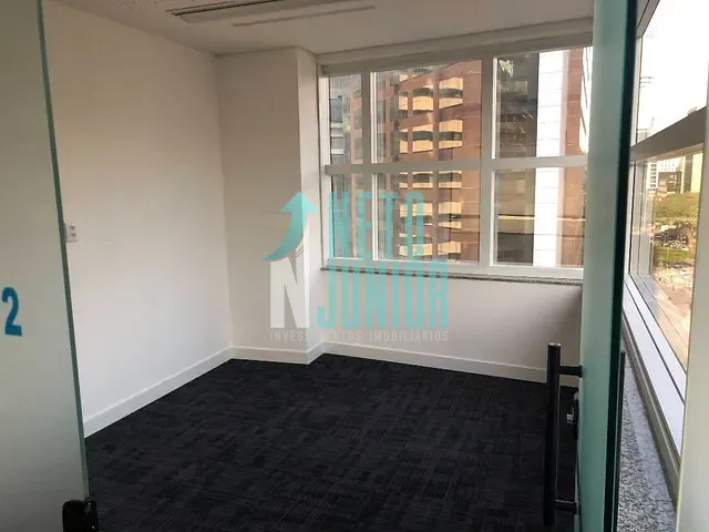 Conjunto com 450m², para alugar, no bairro Vila Olímpia em São Paulo