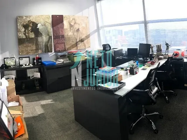 Conjunto com 224m², à venda ou para alugar, no bairro Vila Olímpia em São Paulo