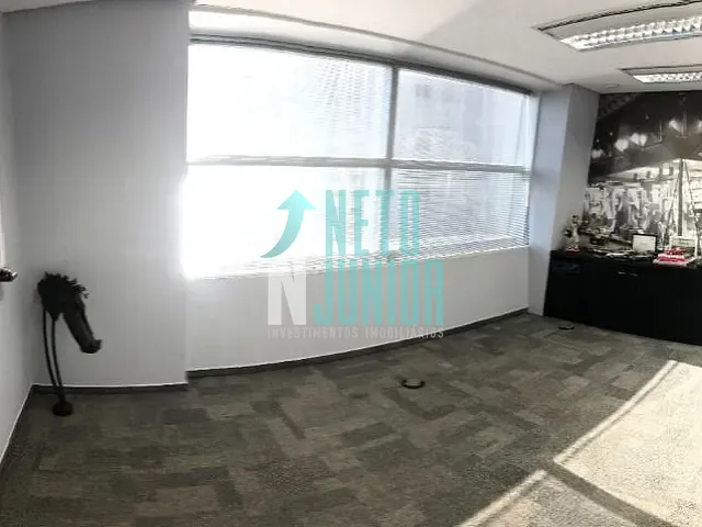 Conjunto com 224m², à venda ou para alugar, no bairro Vila Olímpia em São Paulo