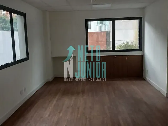 Conjunto com 105m², à venda, no bairro Itaim Bibi em São Paulo
