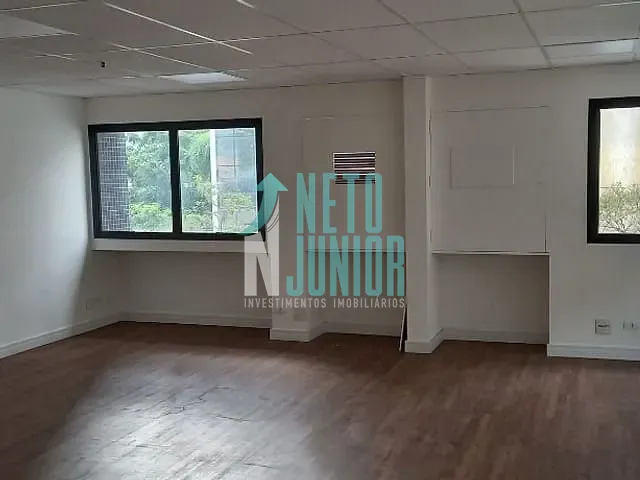 Conjunto com 105m², à venda, no bairro Itaim Bibi em São Paulo