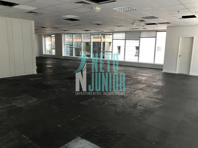 Conjunto com 461m², para alugar, no bairro Vila Olímpia em São Paulo