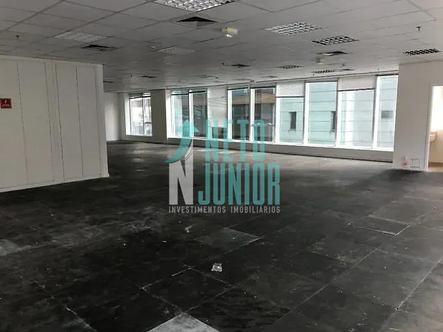 Conjunto com 222m², para alugar, no bairro Vila Olímpia em São Paulo