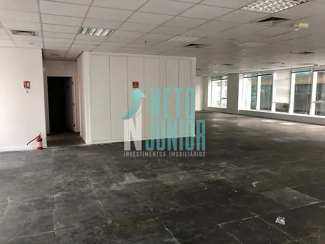 Conjunto com 222m², para alugar, no bairro Vila Olímpia em São Paulo