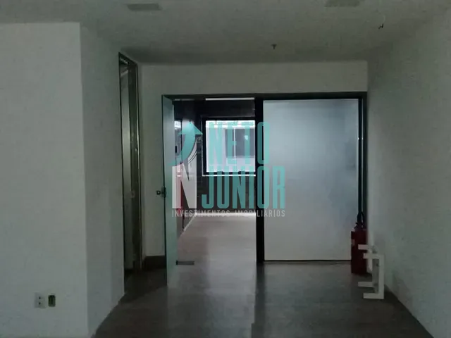Conjunto com 340m², à venda ou para alugar, no bairro Cidade Monções em São Paulo