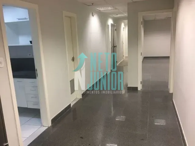 Conjunto com 792m², para alugar, no bairro Bela Vista em São Paulo