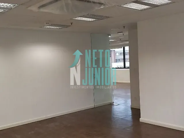 Conjunto com 162m², para alugar, no bairro Itaim Bibi em São Paulo
