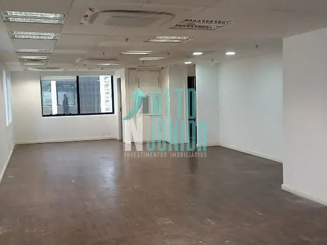 Conjunto com 162m², para alugar, no bairro Itaim Bibi em São Paulo
