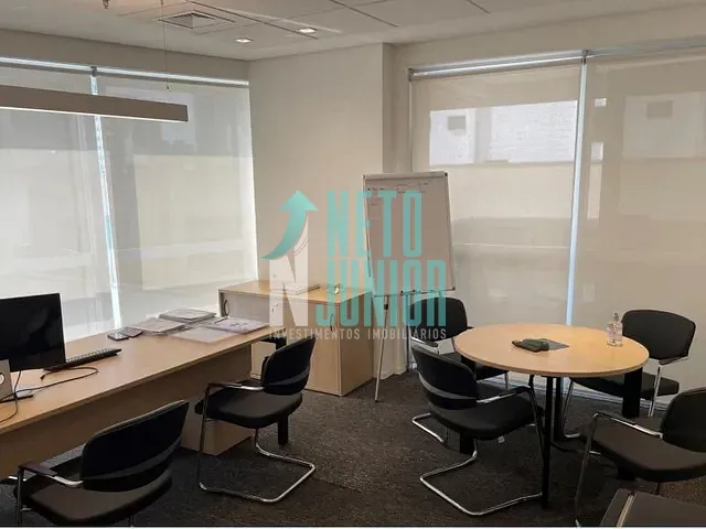 Conjunto com 592m², para alugar, no bairro Butantã em São Paulo