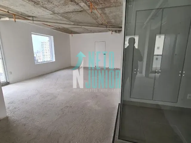 Conjunto com 512m², para alugar, no bairro Liberdade em São Paulo