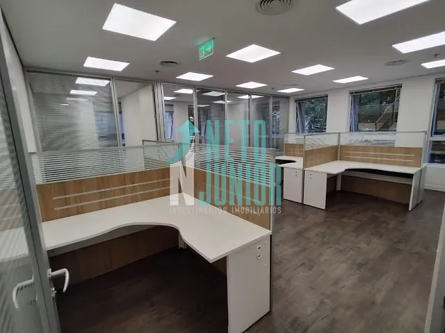 Conjunto com 110m², para alugar, no bairro Cidade Monções em São Paulo