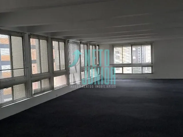 Conjunto com 370m², para alugar, no bairro Itaim Bibi em São Paulo
