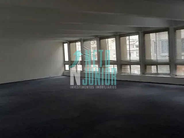 Conjunto com 370m², para alugar, no bairro Itaim Bibi em São Paulo