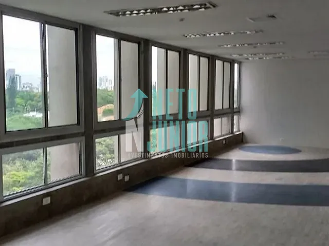 Conjunto com 370m², para alugar, no bairro Itaim Bibi em São Paulo