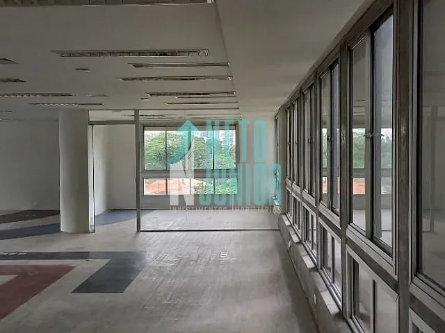 Conjunto com 370m², para alugar, no bairro Itaim Bibi em São Paulo
