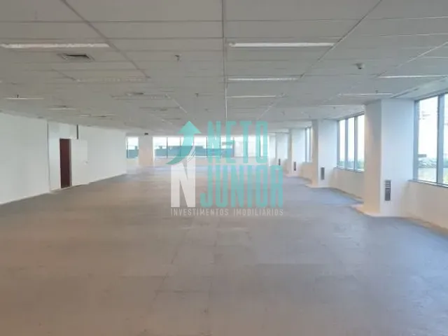 Conjunto com 802m², para alugar, no bairro Jardim Dom Bosco em São Paulo