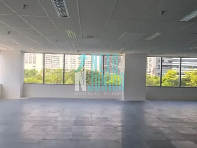 Conjunto com 1809m², para alugar, no bairro Jardim Dom Bosco em São Paulo