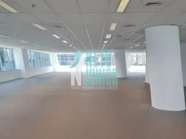 Conjunto com 1809m², para alugar, no bairro Jardim Dom Bosco em São Paulo