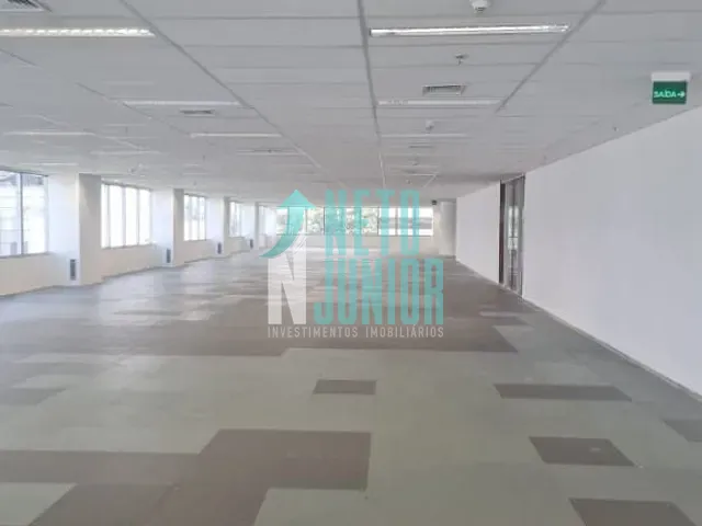 Conjunto com 874m², para alugar, no bairro Jardim Dom Bosco em São Paulo