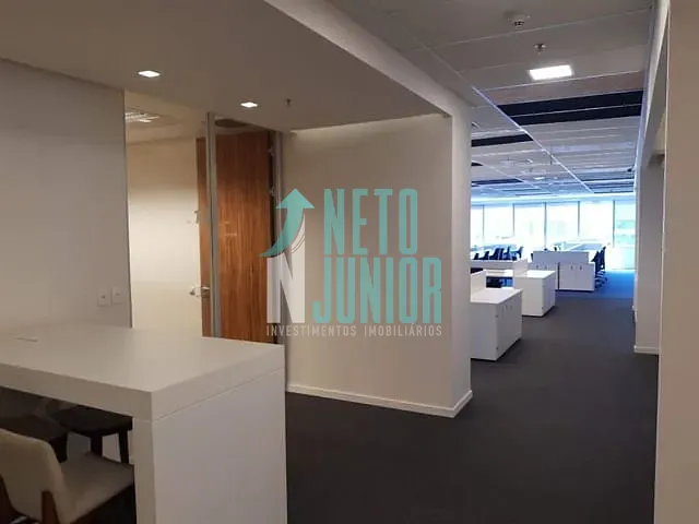 Conjunto com 1675m², para alugar, no bairro Jardim Dom Bosco em São Paulo