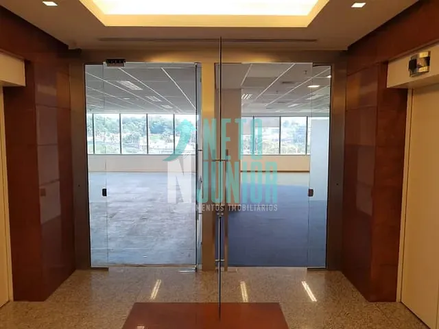 Conjunto com 1653m², para alugar, no bairro Jardim Dom Bosco em São Paulo