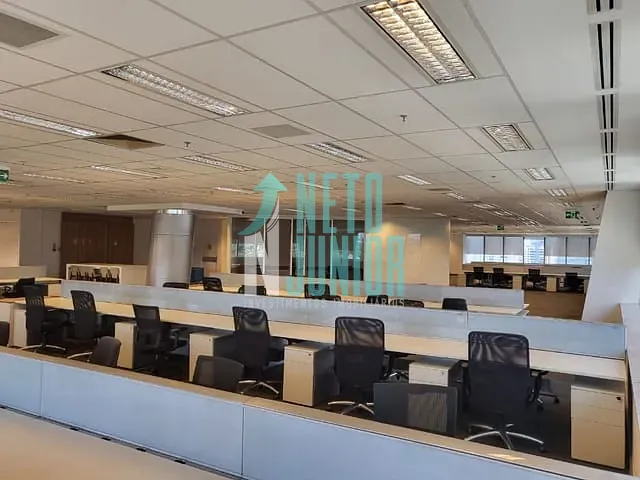 Conjunto com 1809m², para alugar, no bairro Jardim Dom Bosco em São Paulo