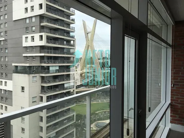 Conjunto comercial com 94m², para alugar, no bairro Brooklin Novo em São Paulo