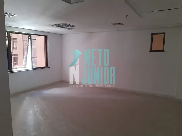 Conjunto com 120m², à venda, no bairro Jardim Paulistano em São Paulo