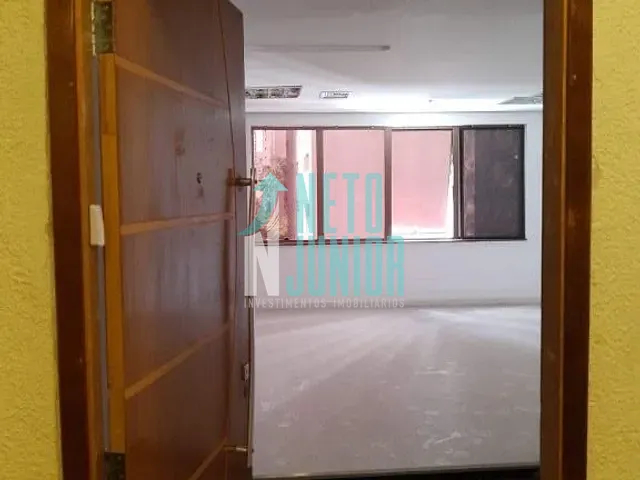 Conjunto com 120m², à venda, no bairro Jardim Paulistano em São Paulo